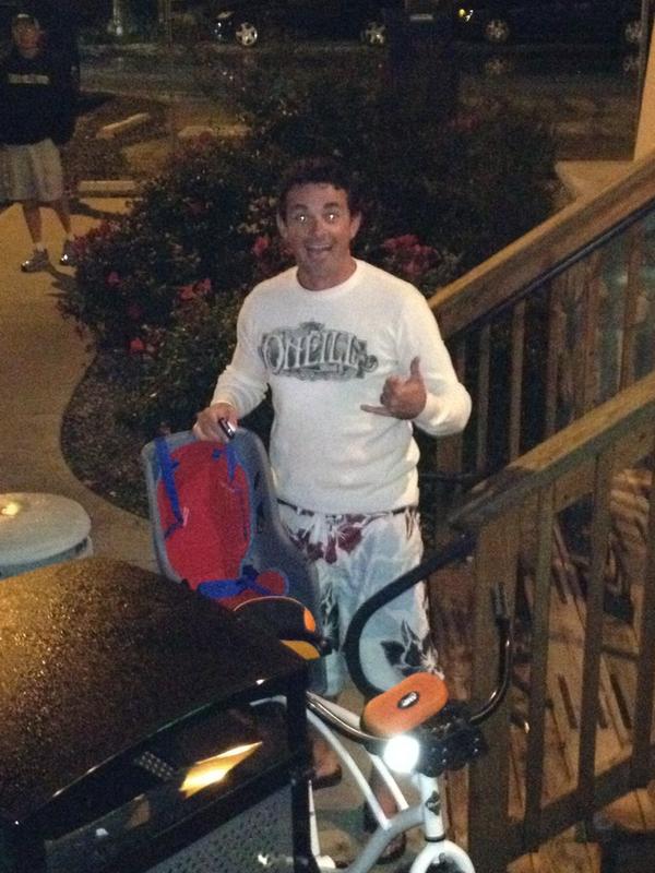 falgo23's tweet photo. Cory! Classic Cory, always up for late night fun! #sneakoutthatwindow http://t.co/KMYzR88b