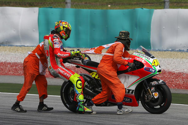 MOTO GP 2012  A5opW4sCAAArSFV