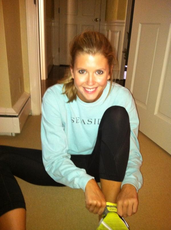 cfordmd's tweet photo. Getting ready for the 5k! Go Med @mdubyaf @chubbswilson @PattiWilson1 @GeeArrGee_ http://t.co/m2xifMrJ