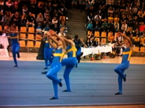 johannafrisk's tweet photo. VÅR alldeles egna björn tävlar i EM, lillskrutten du är grym!!!!!!!!!!!!!!!!! http://t.co/ym97WFyp