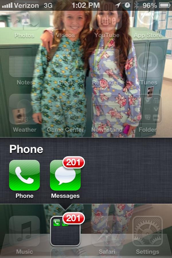 allie_micka's tweet image. 4 hours of testing and this is what I come back to. #popularproblems