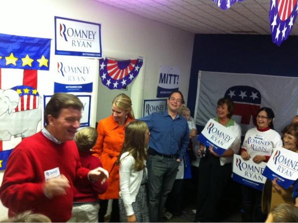 Reince's tweet photo. Another great #Commit2Mitt event – the crowd in Elkhorn, WI was so big there’s overflow outside the victory center ! http://t.co/DMXTnKQH