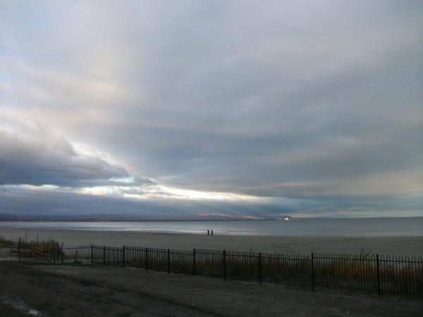 beach4wasaga's tweet photo. #bluemountain is on fire! http://t.co/Rq36vQcG