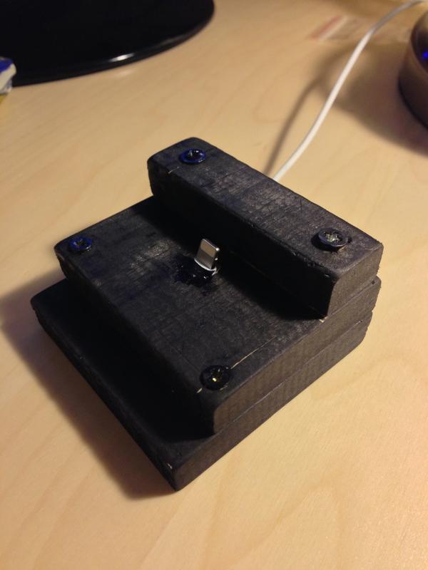 <a href="/bensen/">Ben Miller</a> meine Antwort auf das fehlende iPhone 5 Dock ;-)