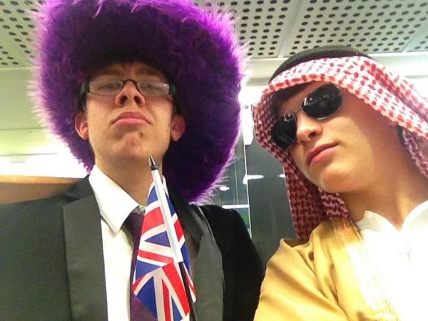 NoahJarrah's tweet photo. The United Frydom and the guys who've got your oil, friends at last #rulingtheworld #bestcostumes #funmun2012 http://t.co/1OiueLH6