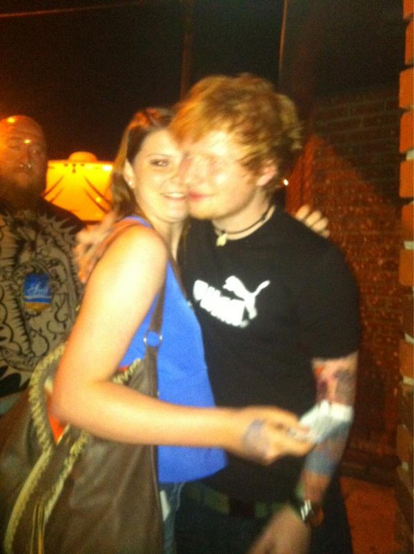 PlayBackDC's tweet image. I met Ed Sheeran #omfg #fangirling