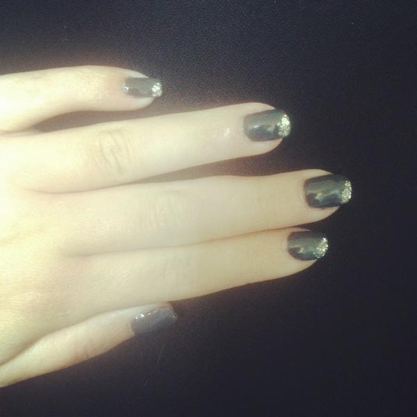 Nailissimo456's tweet photo. Weekend nails :) http://t.co/plHo7oXs