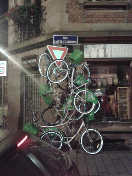 twitertwit38's tweet photo. C'est un style http://t.co/IeDhnq5L