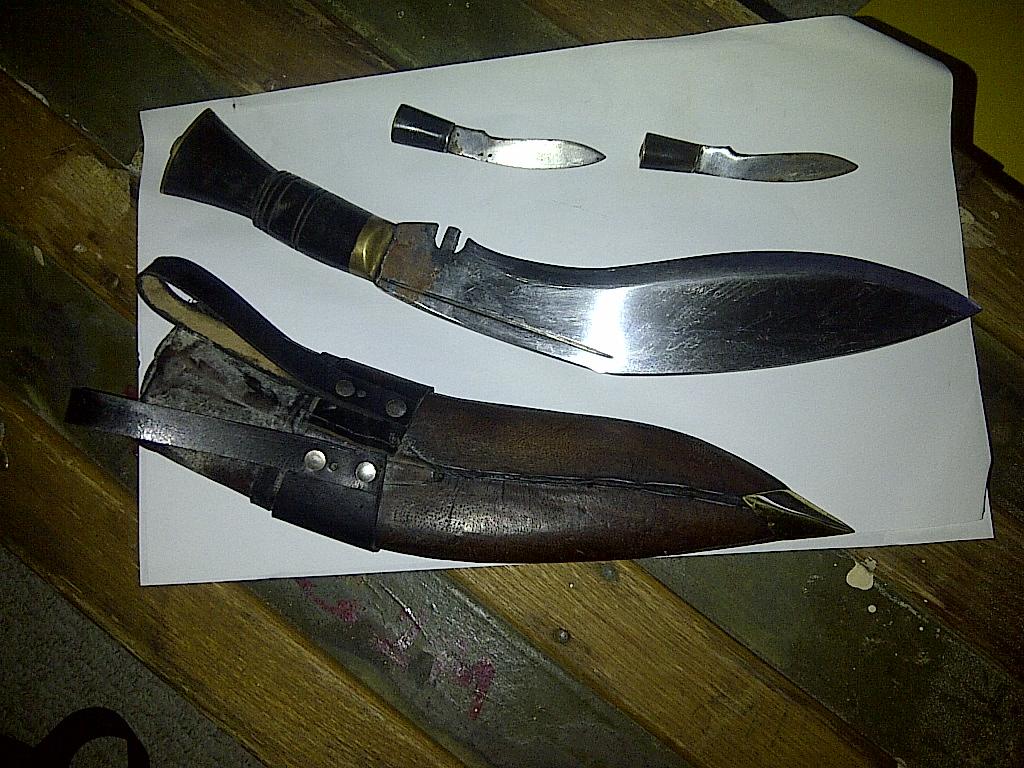 A5v_cJ9CAAE3Vpg.jpg:large