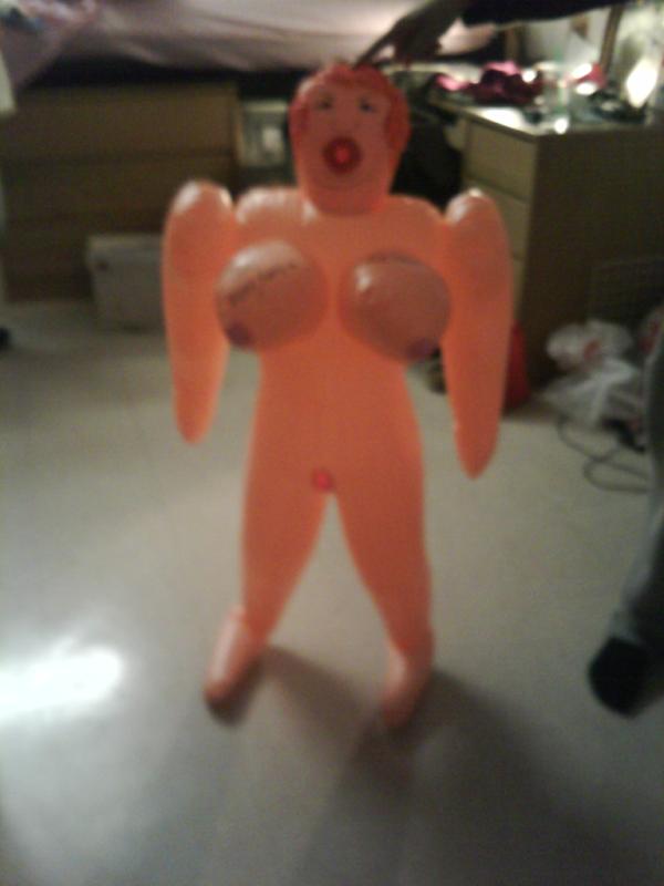 beccascarp's tweet image. If anyone has seen fatty patty,  please return her to 231 #missingpersonreport #JWUproblems