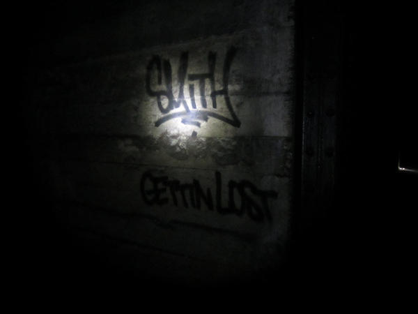 MosesNYC's tweet photo. Once in a while you wonder "huh, what's behind this door?" & the answer's an abandoned tunnel 1/3 mile long #gettinlost http://t.co/r428kkQL