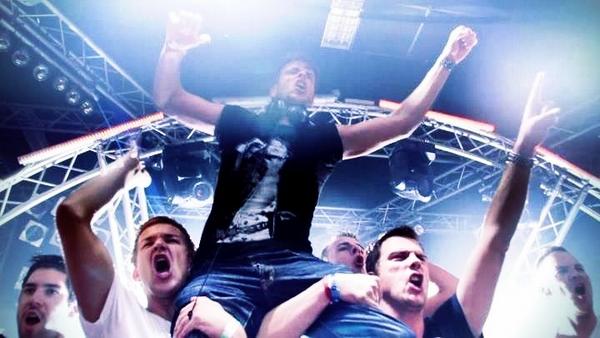 InshockEvents's tweet image. “@RdclRedemption: One picture that says it all! Inshock Overdose, pure awesomeness! @DjAdaro @InshockEvents http://t.co/kheT52vr” MASSIVE!