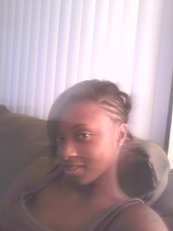 kilpatrickciara's tweet photo. Bored http://t.co/jRQfDdbg