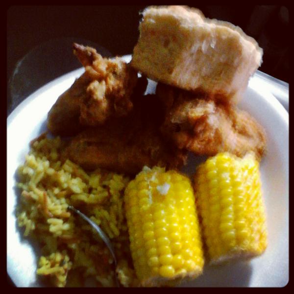 BOSSYCHICK23's tweet photo. We eatn gud http://t.co/7PT3a1ut