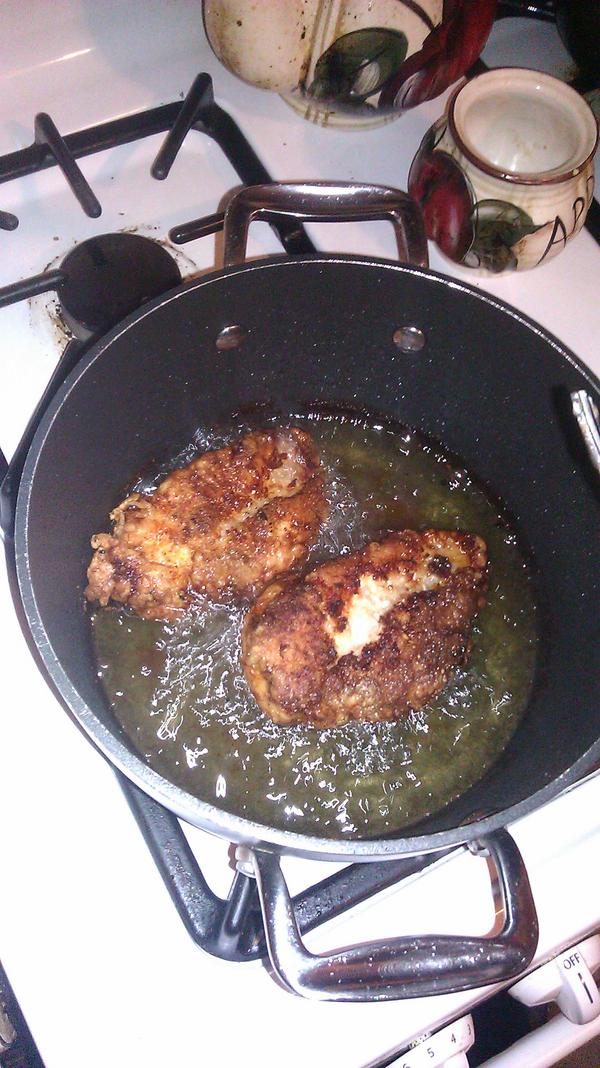 HeWhoDoesIT's tweet image. Tht is starting to look good. Wait til I'm done #nobone