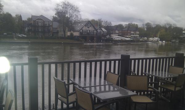 Breakfast on the Thames