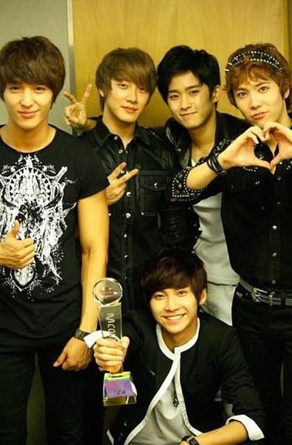 埋め込み画像への固定リンク