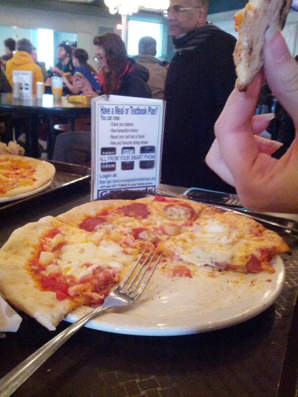 EricPLocke's tweet photo. @Katemarczenko how's your #pizza http://t.co/RioT1K8i