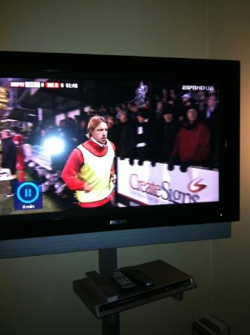 Create Signs tweet media