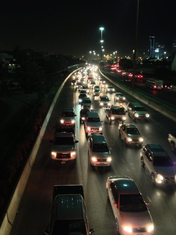 anjeri77's tweet photo. الدائري الأول .. وسط البلد مغلق حتى اشعار آخر http://t.co/fQPAc2NA