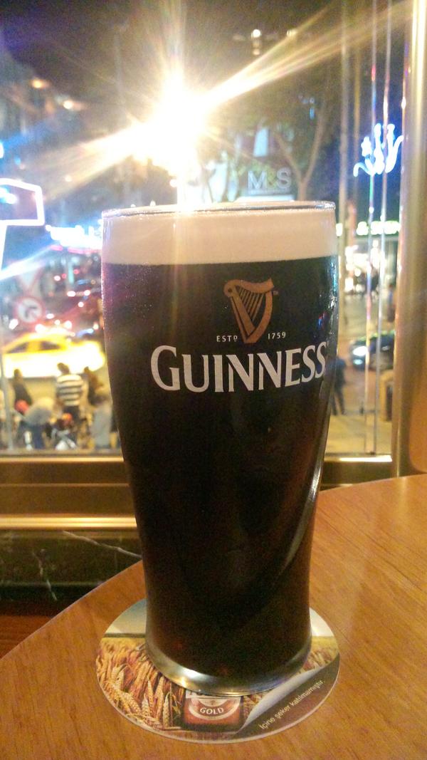 GuinnessBira's tweet photo. Guinness keyfi artık Old English Pub Şaşkınbakkal'da... :) http://t.co/uVzAOLNR
