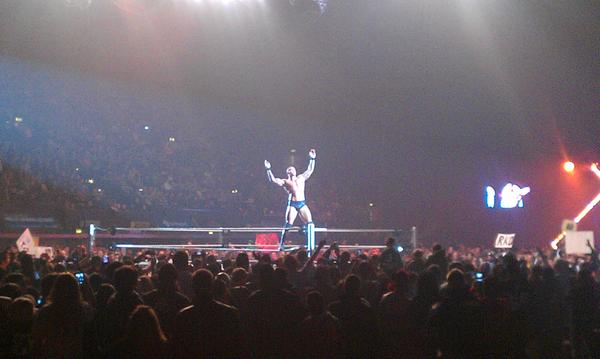 DIPZKHET's tweet photo. Well done to @RandyOrton on beating Alberto del Rio in #wwelondon. If u RT then that would make me very happy http://t.co/6m9V3vCr