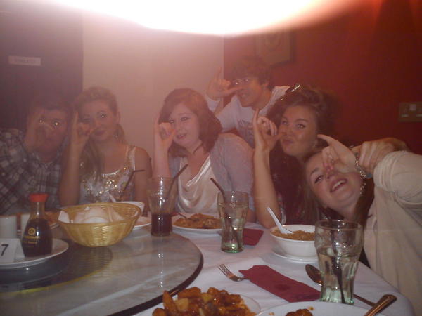 _chloewilliams's tweet image. @GazGShore #drunkSaturdays hmmmme