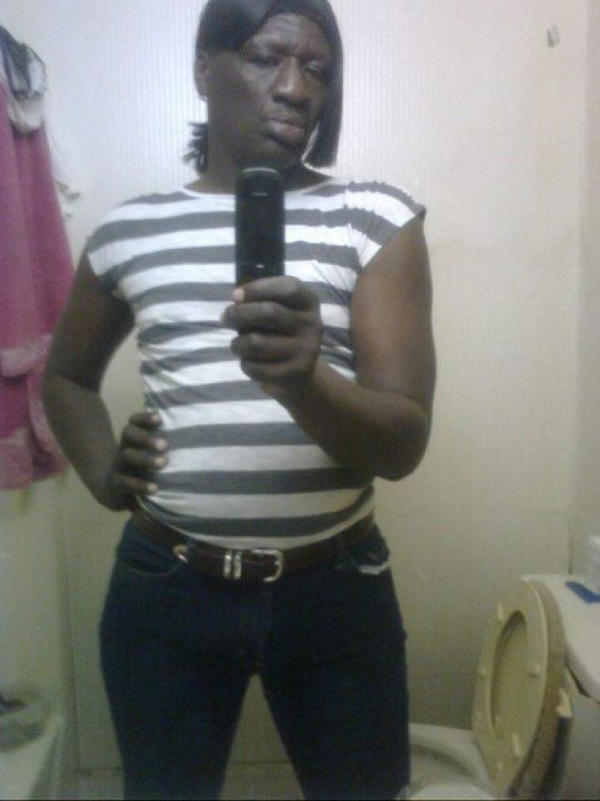 KgosiSethoko's tweet image. #deseased RT "@sesutho: What's dis shit nw? RT "@ObzaAobakw: WTF O_o RT @Aobilionaire: haha TF!! http://t.co/7k2sqRoS""