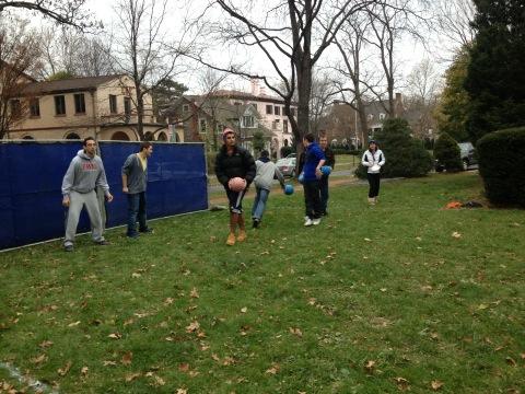 PSAutismSpeaksU's tweet image. Teams hard at work raising money for @PSAutismSpeaksU! #itstimetolisten