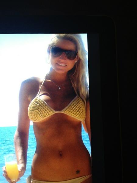 AshleyMattingly's tweet image. Love the beach even more