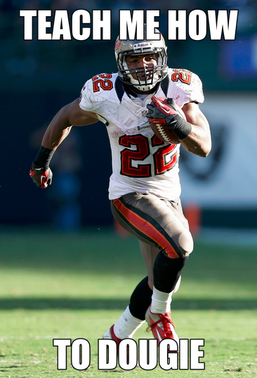 PickMySport's tweet photo. Teach how to #dougie 
Doug Martin: 251 yds, 4 TDs
http://t.co/Q6Yy2JbD http://t.co/uHRSt1Da