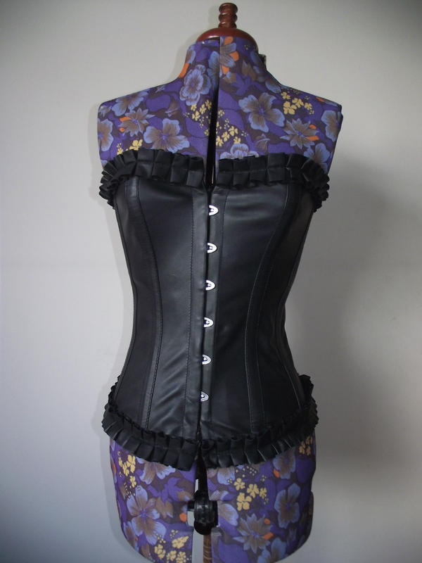 Lushleather's tweet photo. rosy over the bust corset let me know what you think?? http://t.co/x6YCxHXz