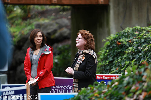 Enjoyed campaigning this wknd with <a href="/MaureenJudge12/">Maureen Judge</a> in Bellevue. Make sure to support her in the 41st LD.