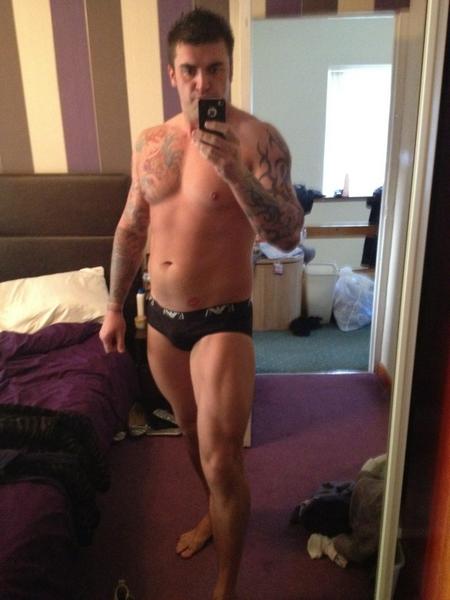 Chorley81's tweet photo. 11 wks in, 36lb down, gettin there :) http://t.co/SGpFagQP