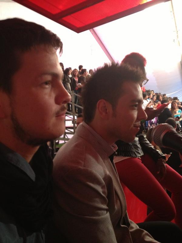 CocaColaForMeCo's tweet photo. En vivo con @DONTETTO #PremiosSchock2012 http://t.co/Vvebj9Dc