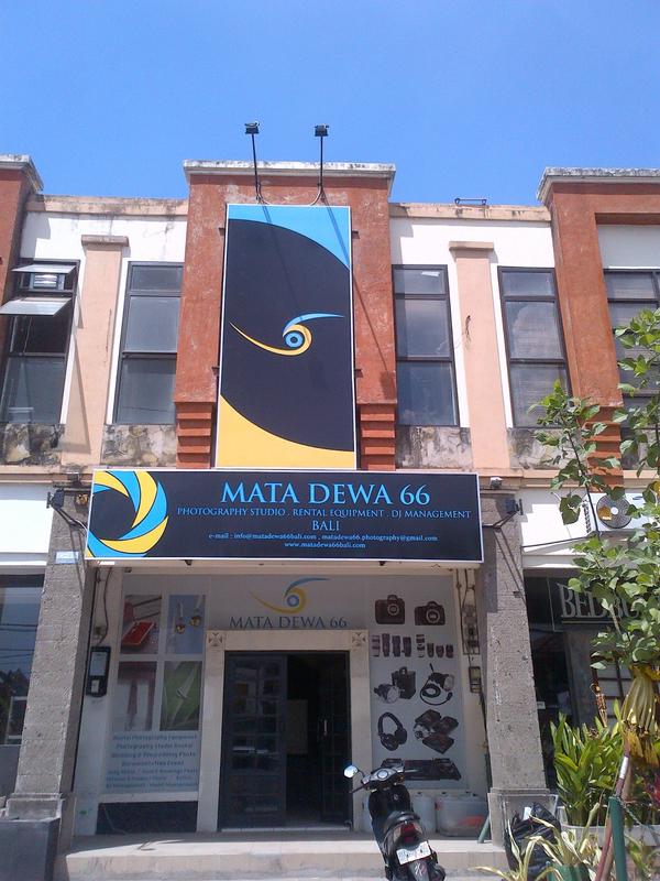 The opening of our office will make the event. Dj, Photographers and Models we have invited