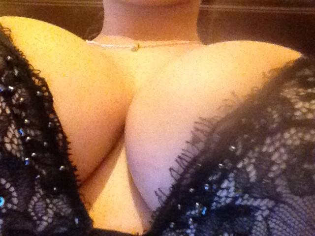 My boobs want you to vote for me dor best adult star/ female stripper. http://t.co/7dTy8au1 xoxo http://t<a href="/tag/teen"class="tags"><span>#teen</span></a><a href="/tag/slut"class="tags"><span>#slut</span></a>