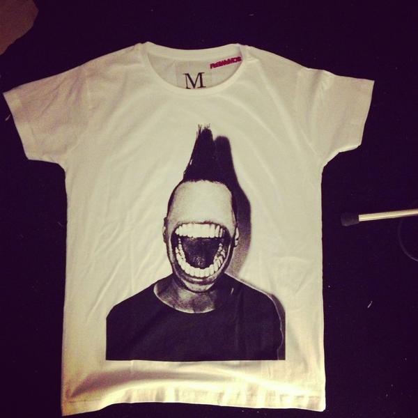 Limited #Beast T-Shirt <a href="/SomewearClothes/">Somewear</a>