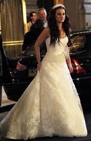 LamsbackFloral's tweet photo. “@ChaceCameron: @Weddingmagazine Blair's wedding dress in season 5 of Gossip Girl is stunning! http://t.co/CaKupfIs” Amazing!