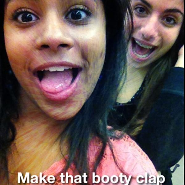 angxoxo2's tweet image. @Terekaa005 make that booty clap #yaknowhowwedo #LOL phobos.apple.com/WebObjects/MZS…