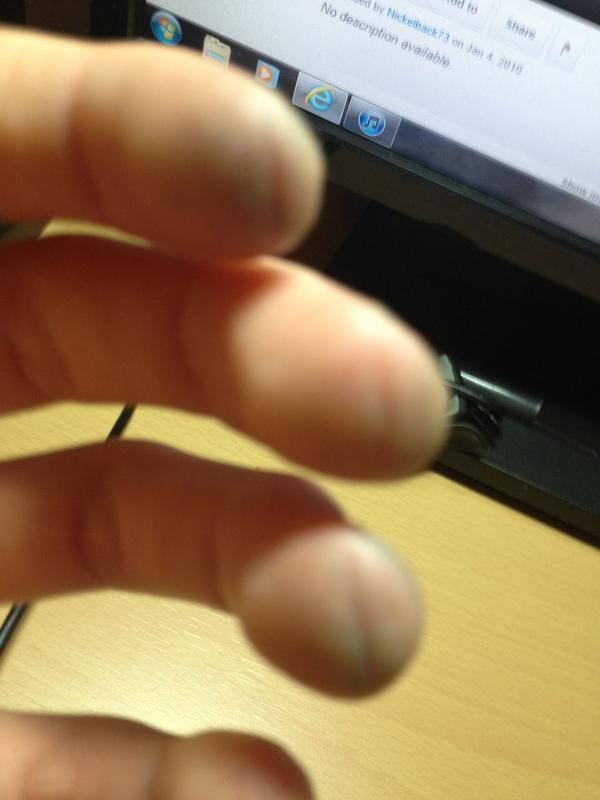 cody_king6's tweet image. #guitar #bluefingers #indents haha