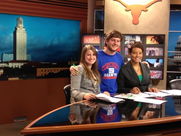 EmKMitis's tweet photo. Getting ready for @TexasNewswatch with @JSKyles! http://t.co/OX2nQo0W