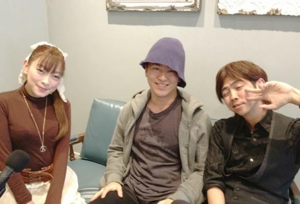 銀座SWING！生放送中♪ DJ GINGAさん登場(o^^o) 廃墟型フェスや
明日歌舞伎町旧コマ劇前広場で行われる野外フェスRevn Tokyoのお話を伺っております☆ #sxn_ginza