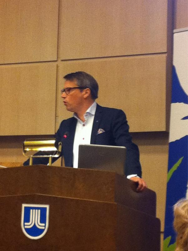 MagnusBerntsson's tweet image. Tal av @goranhagglund på partifullmäktige i Stockholm. #kd2012