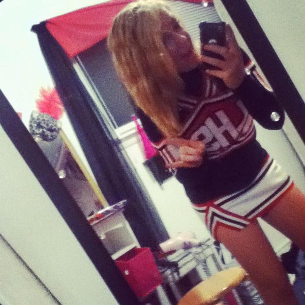 sami_segal's tweet photo. Let get me boys! #Lowell vs. #northview http://t.co/4ISQg7k8
