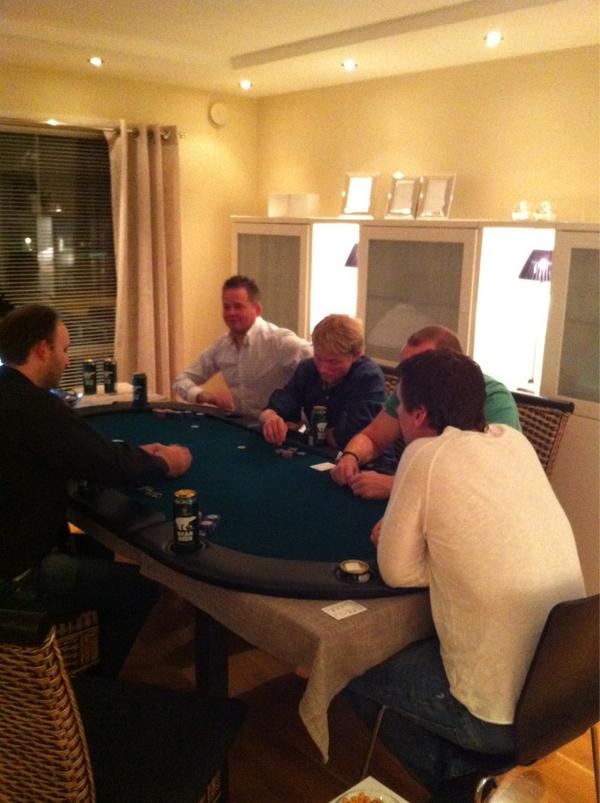 BankLars's tweet image. #poker