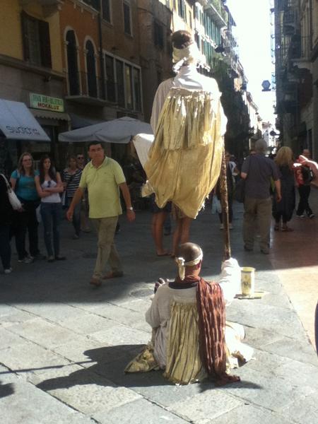 limone4 tweet picture