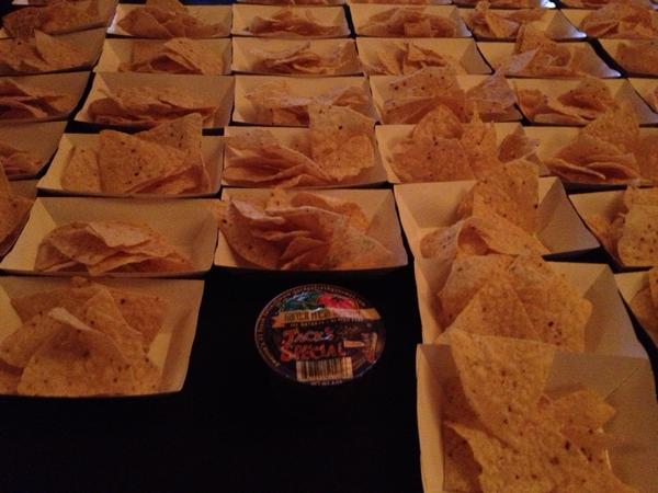 bchesnutt's tweet image. Chips on chips on chips with @gfsalsa and #tedxdetroit #refreshx