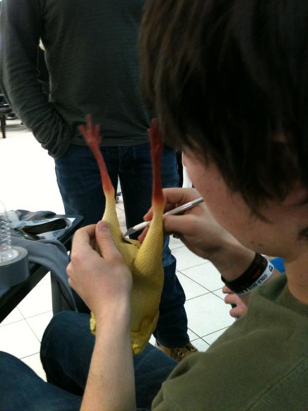 stephkeay's tweet image. Oh Halloween. @davewade02 @0100h #chickenflask #engineeringwin