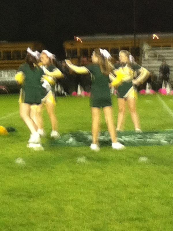 CarlyntonCheer's tweet image. #cheerleadingproblems #struggles #windproblems